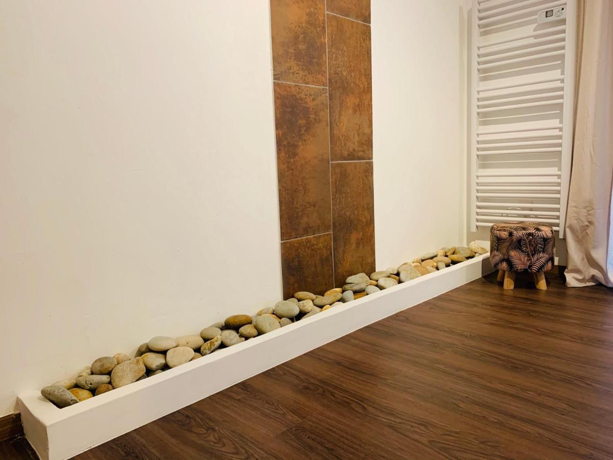 Rose Appartement มาโนสก์ ภายนอก รูปภาพ
