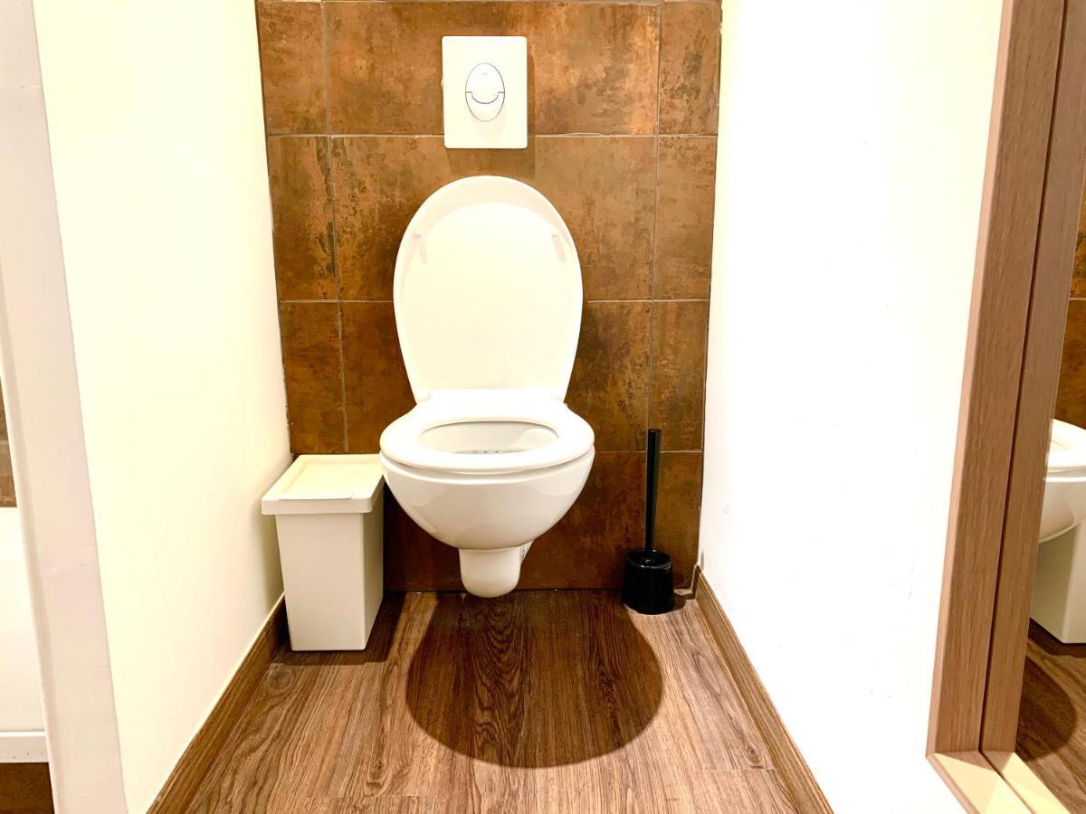 Rose Appartement มาโนสก์ ภายนอก รูปภาพ