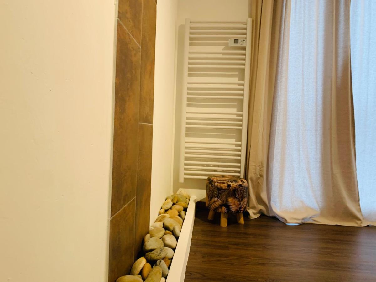 Rose Appartement มาโนสก์ ภายนอก รูปภาพ